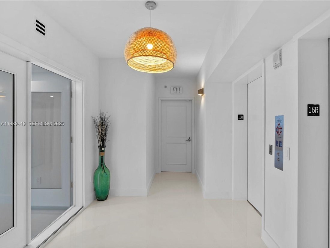 Condo in Hollywood, Florida, United States 3 - 16635685