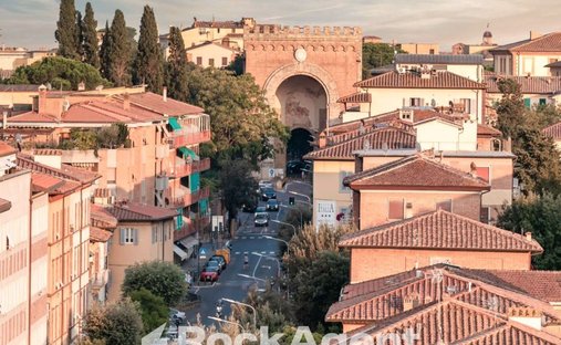 Castle for Sale in Casa Vannini, Tuscany, Italy