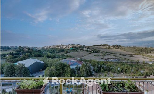 Castle for Sale in Casa Vannini, Tuscany, Italy