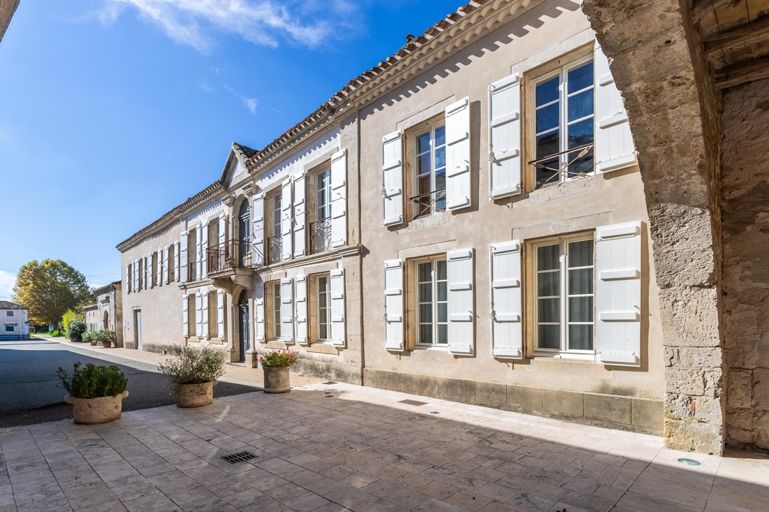 House in Castelsagrat, Occitania, France 5 - 16813068