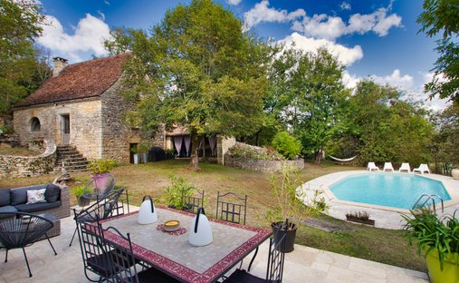 Castle for Sale in Sarlat-la-Canéda, Nouvelle-Aquitaine, France
