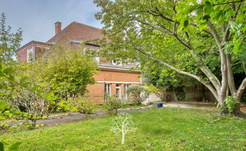 Castle for Sale in Saint-Valery-en-Caux, Normandy, France