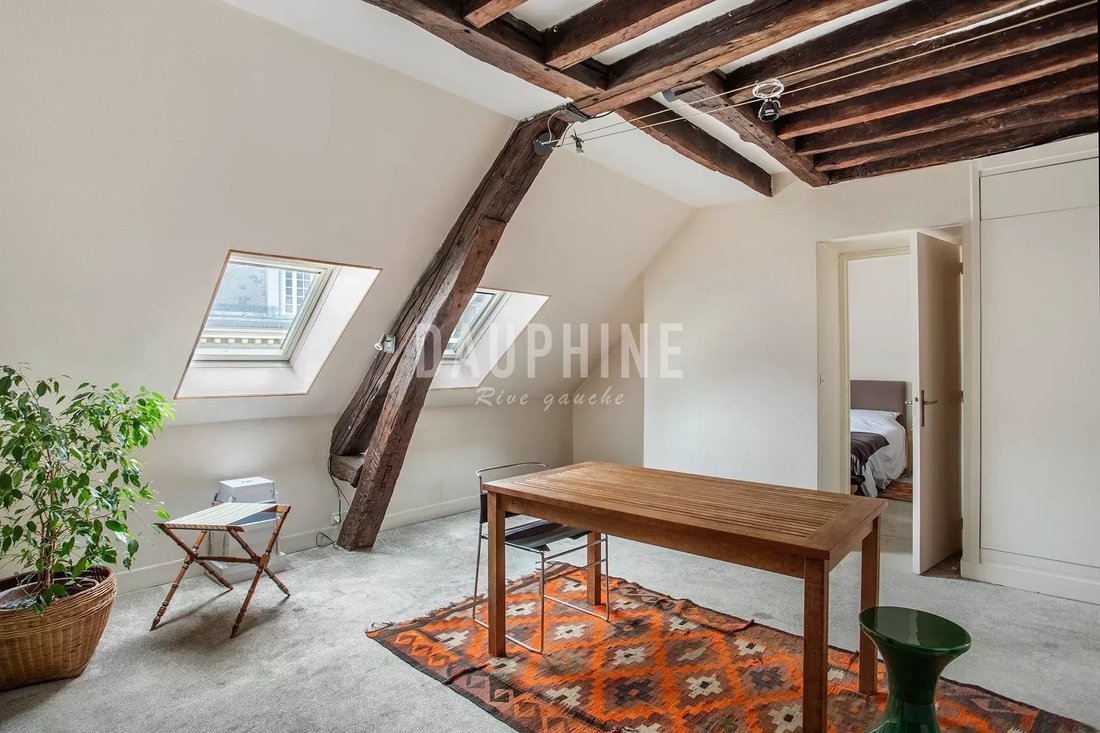 Apartment in Saint Thomas d'Aquin, Paris 7e Arrondissement, Paris 3 - 16798270