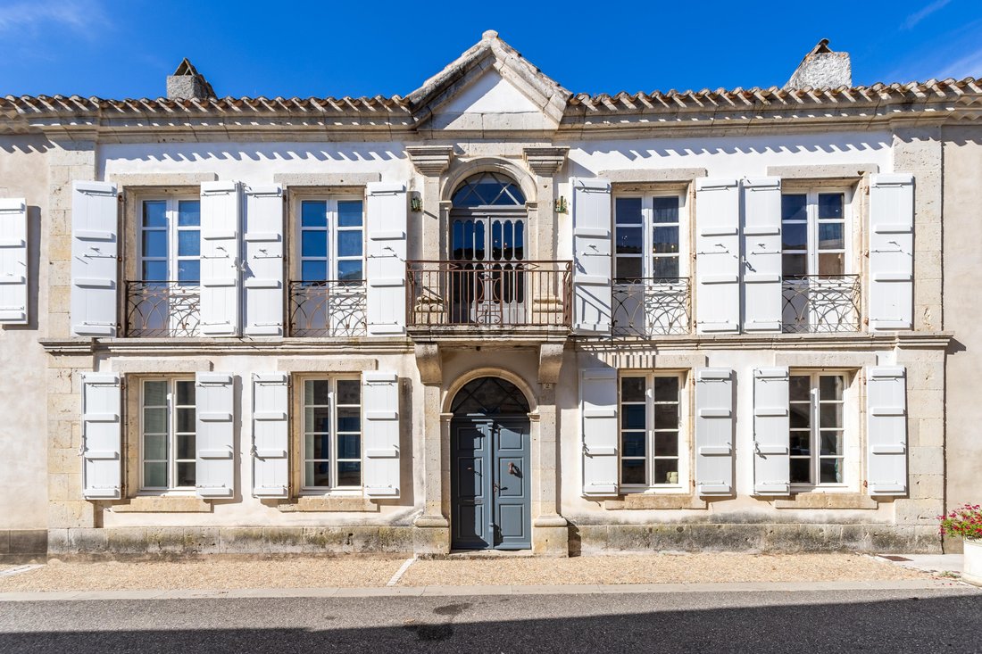 House in Castelsagrat, Occitania, France 4 - 16813068
