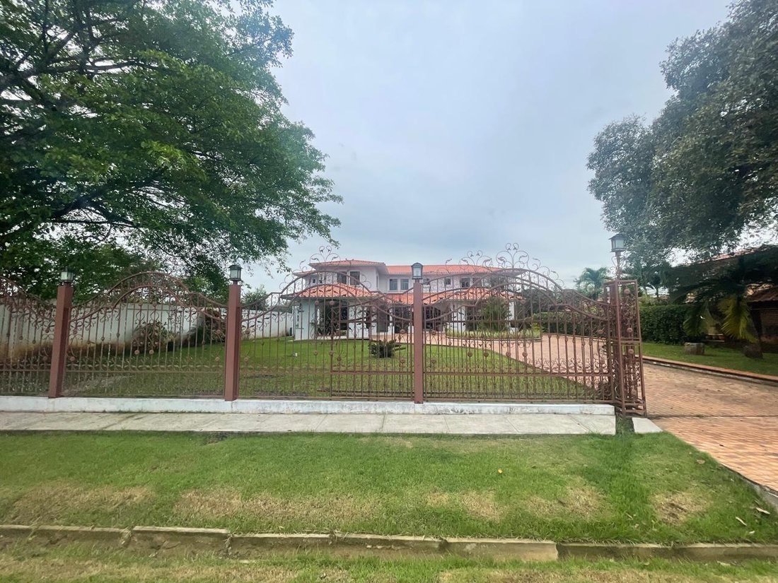 House in Santiago, Veraguas Province, Panama 1 - 16813124