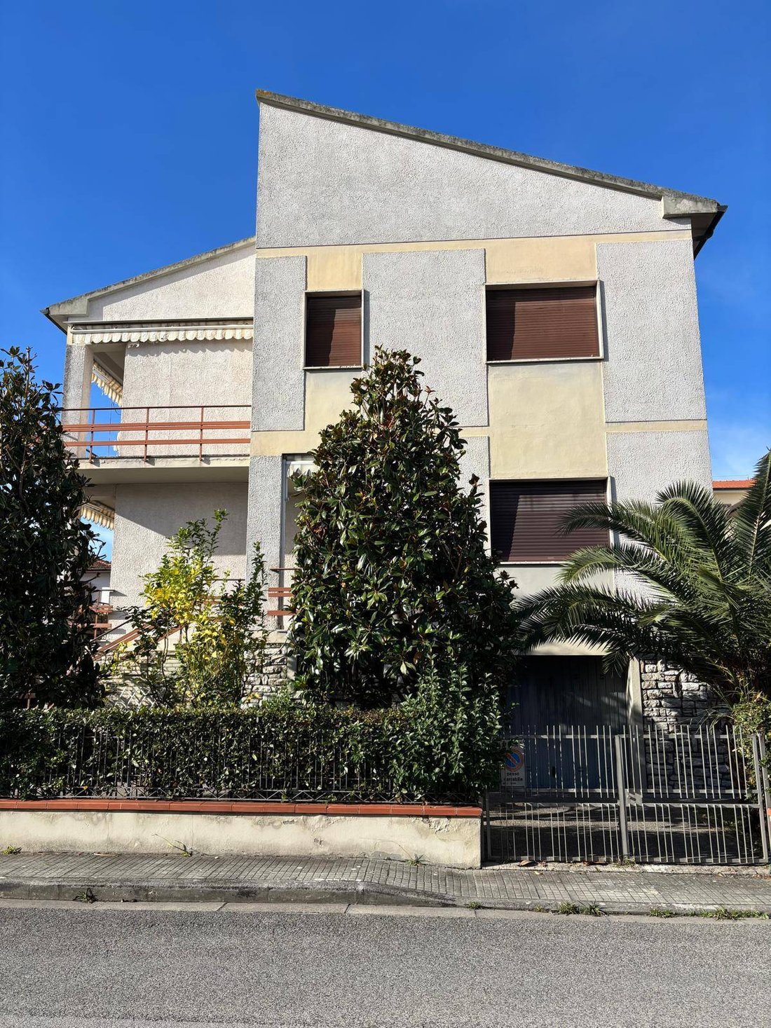 Villa in Porta a Lucca, Pisa, Tuscany 1 - 16812566