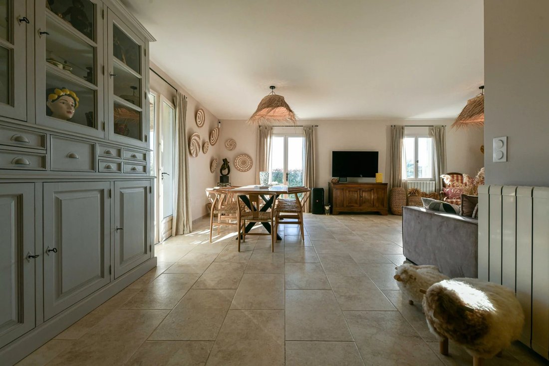 House in Uzès, Occitania, France 5 - 16810269