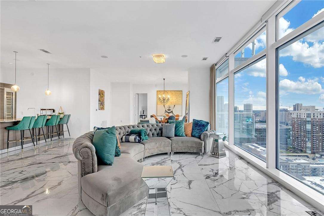 Condo in Atlanta, Georgia, United States 3 - 16810895