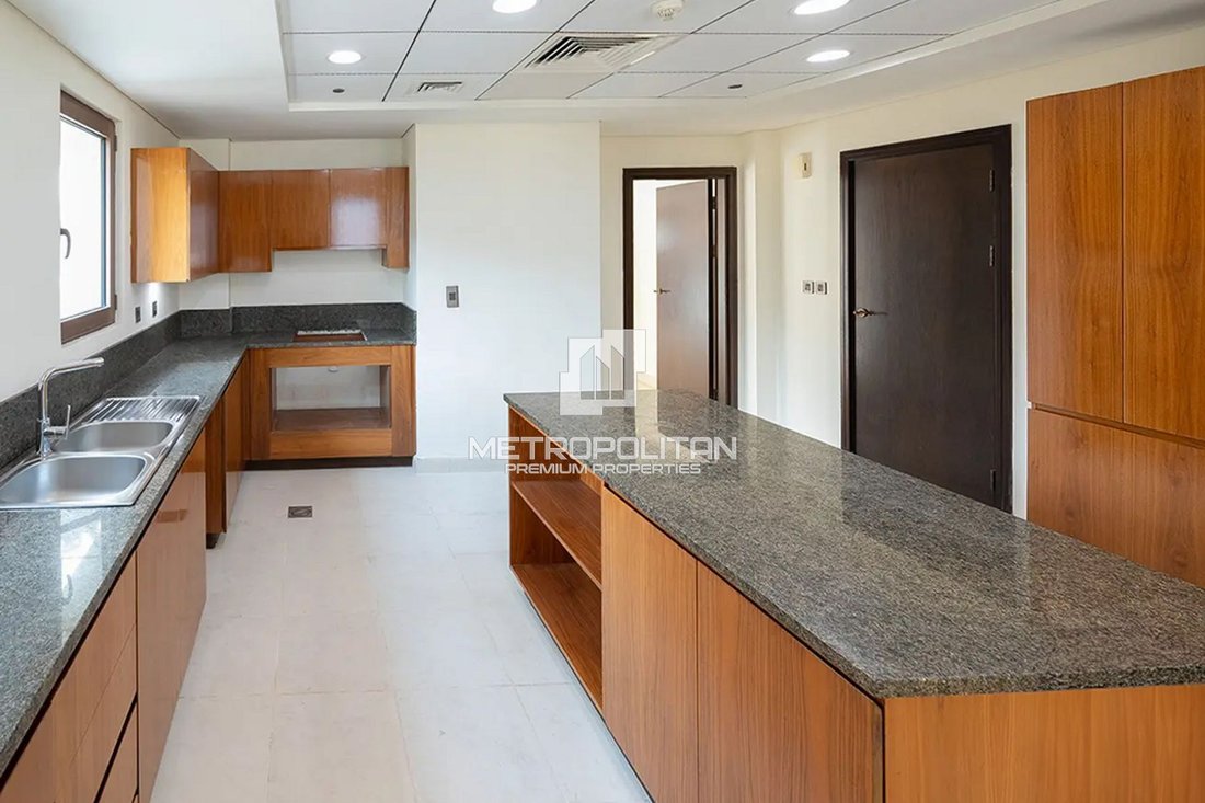 Apartment in Palm Jumeirah, Dubai, United Arab Emirates 4 - 16810946