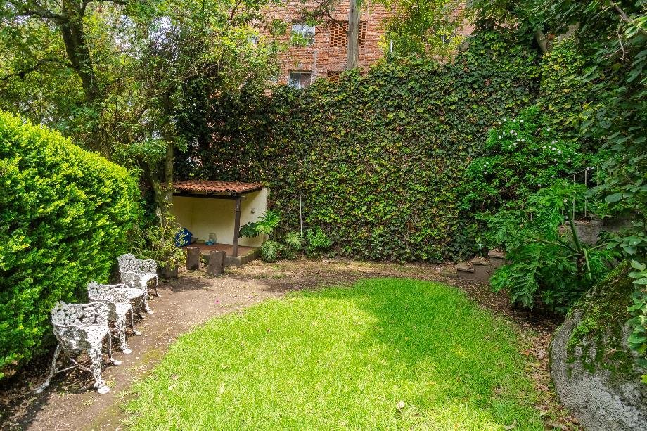 House in Mexico City, Mexico 3 - 16810726