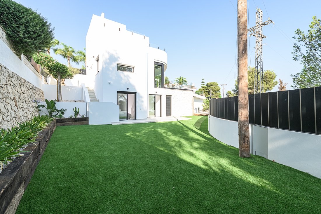 Villa in Alicante, Valencian Community, Spain 4 - 16812069