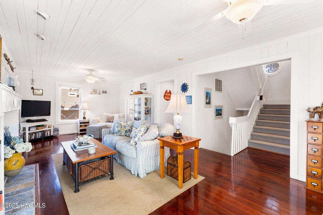 House in Topsail Beach, North Carolina, United States 4 - 16812533