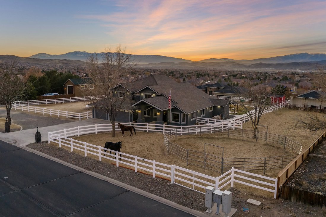 House in Sparks, Nevada, United States 5 - 16811152
