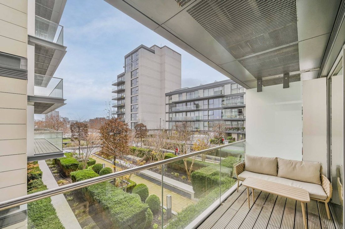 Apartment in Chelsea Harbour, England 3 - 16810486