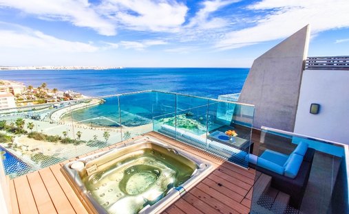 Penthouse in Torrevieja, Valencian Community, Spain 1