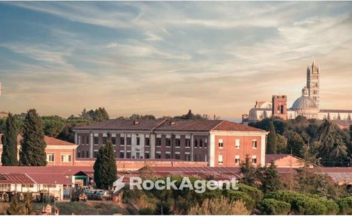 Castle for Sale in Casa Vannini, Tuscany, Italy