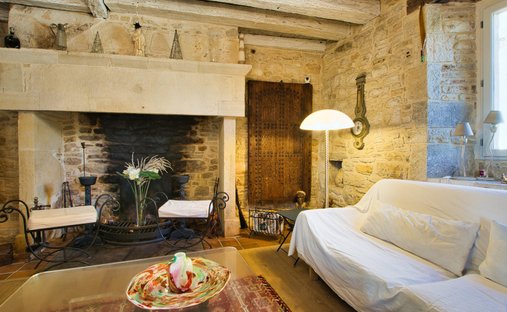 Castle for Sale in Sarlat-la-Canéda, Nouvelle-Aquitaine, France