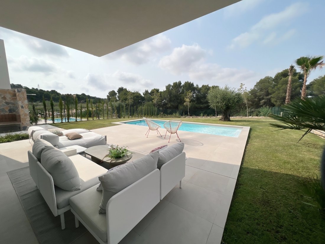 Villa in Orihuela, Valencian Community, Spain 3 - 16812048
