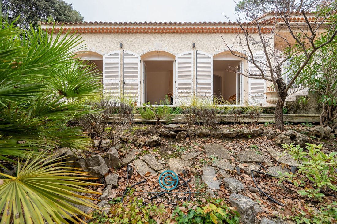 House in Bouc-Bel-Air, Provence-Alpes-Côte d'Azur, France 3 - 16812633