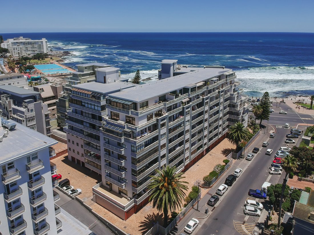 Apartment in Cape Town, Western Cape, South Africa 1 - 16812437
