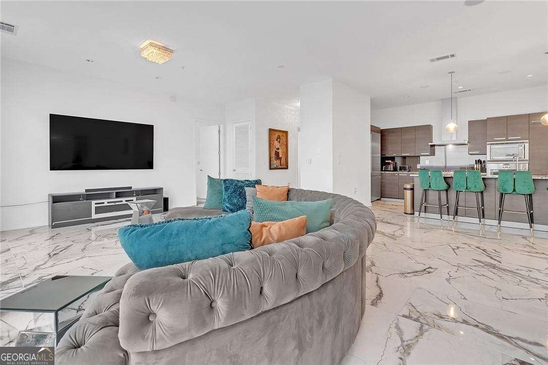Condo in Atlanta, Georgia, United States 5 - 16810895