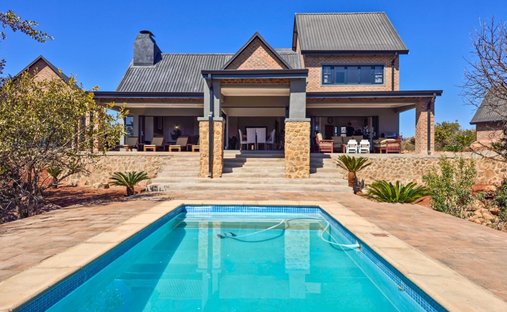 House in Delportshoop, Northern Cape, South Africa 1