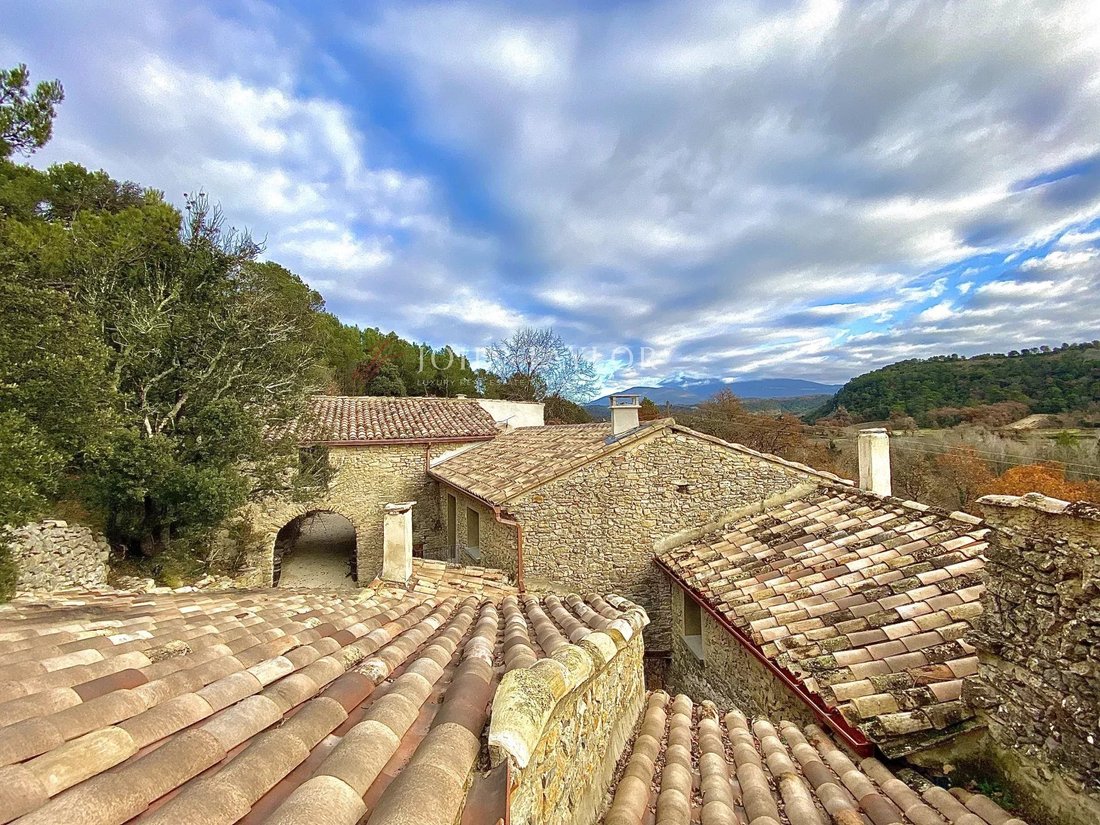 Farm Ranch in Entrechaux, Provence-Alpes-Côte d'Azur, France 3 - 16811348