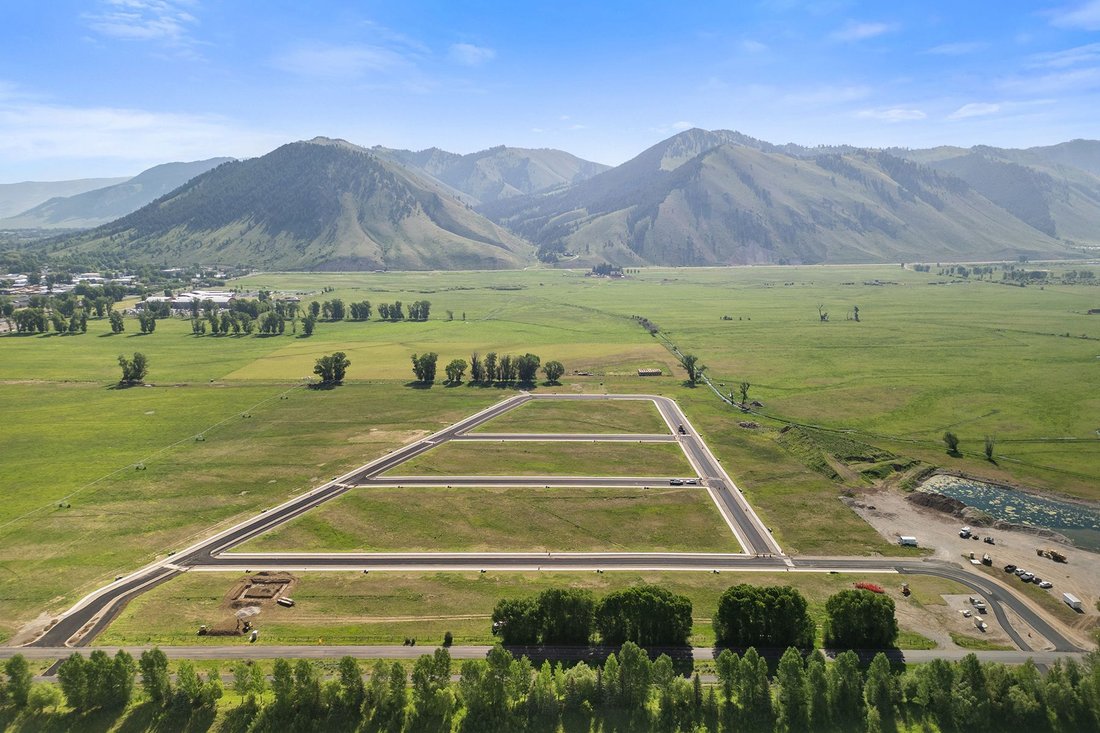 Land in Jackson, Wyoming, United States 3 - 16813601