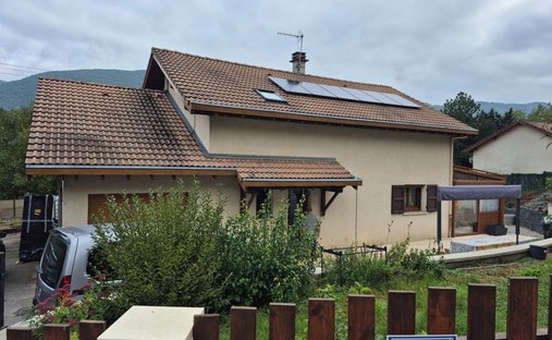 Castle for Sale in Le Gua, Nouvelle-Aquitaine, France