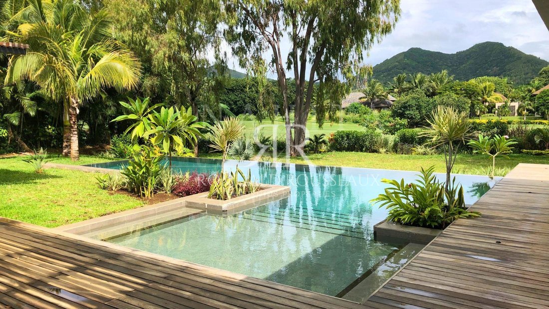 Villa in Beau Champ, Flacq District, Mauritius 1 - 16813243