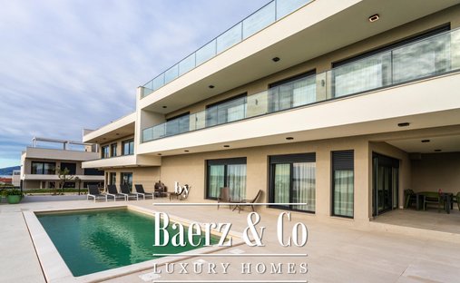 Villa in Kastel Gomilica, Split-Dalmatia County, Croatia 1