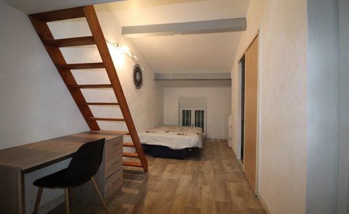 Castle for Sale in Valence, Auvergne-Rhône-Alpes, France