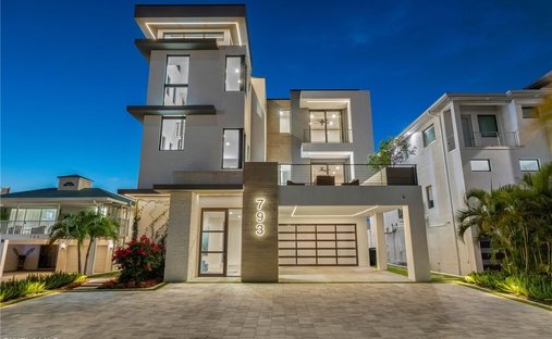 House in Fort Myers Beach, Florida, United States 1