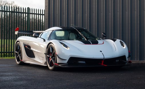 2025 Koenigsegg Jesko in Sunningdale, United Kingdom 1