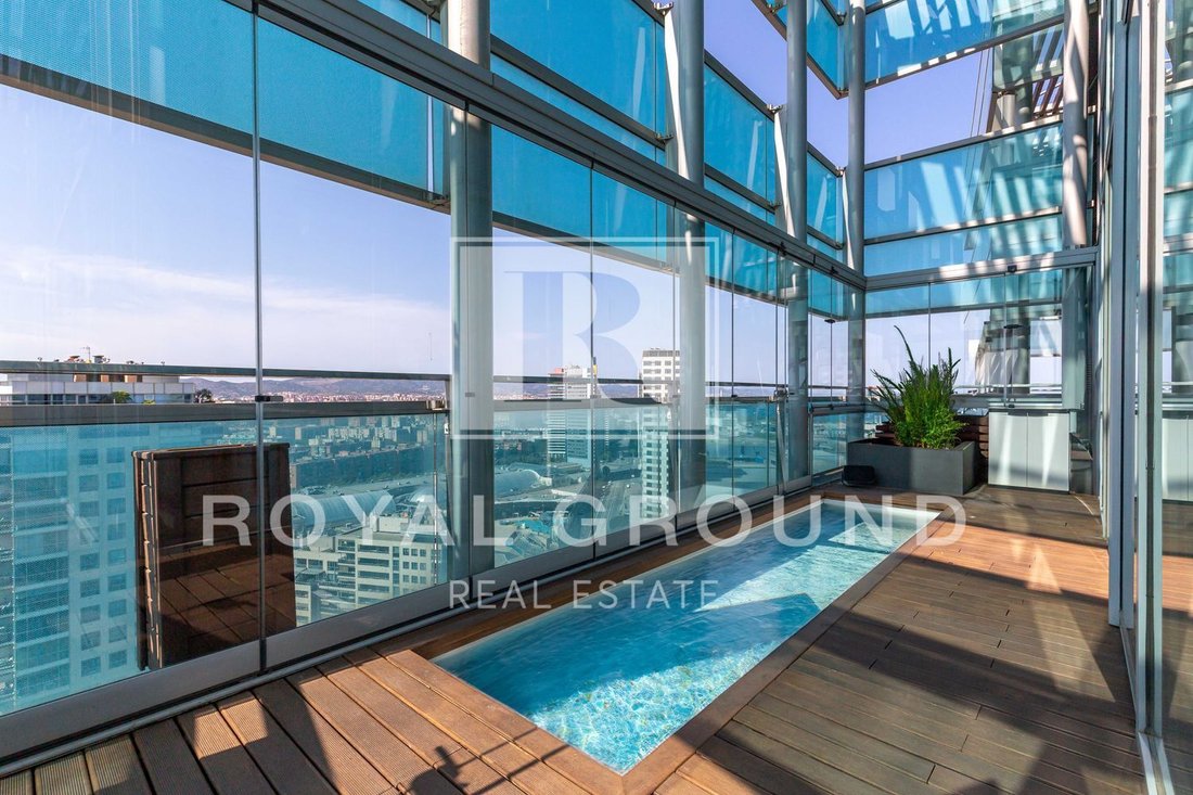 Penthouse in Sant Martí, Barcelona, Spain 3 - 16813456