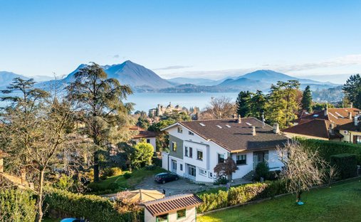 Villa in Stresa, Piedmont, Italy 1