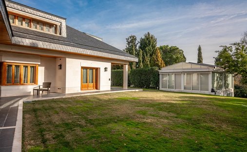 Castle for Sale in Hortaleza, Madrid, Spain