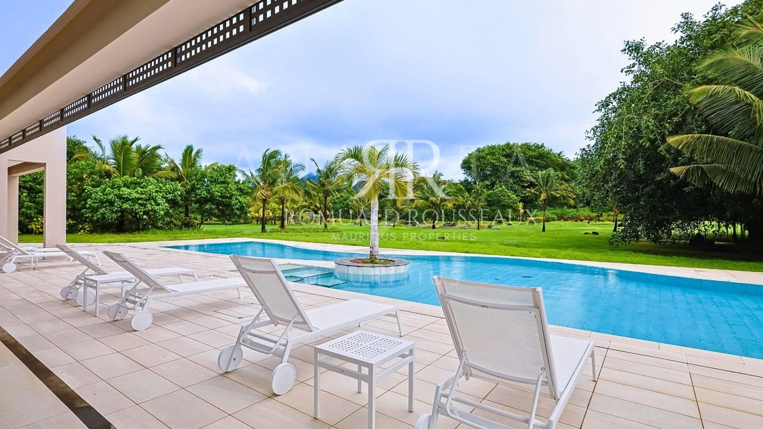Villa in Beau Champ, Flacq District, Mauritius 2 - 16813241