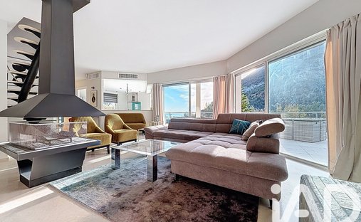 Haus in Dorf-Cros de Caste-Coupiere-Mont Gros, Roquebrune-Cap-Martin, Frankreich 1