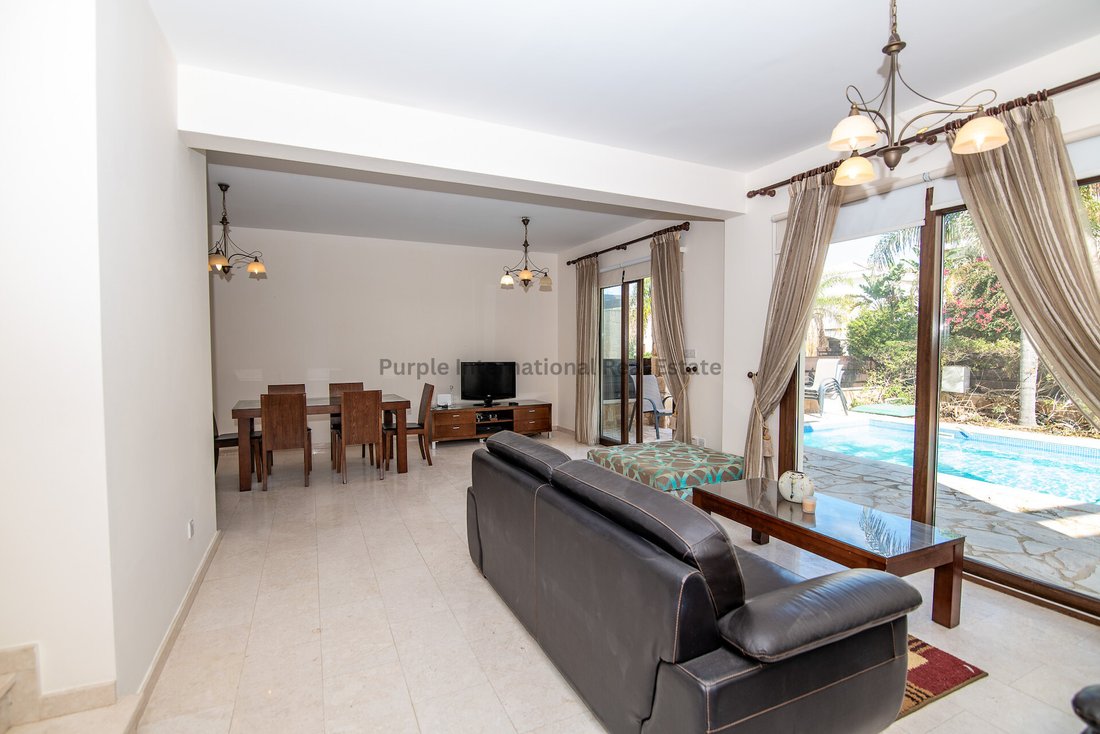 Villa en Paralimni, Distrito de Famagusta, Chipre 2 - 16712082