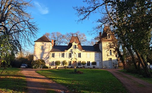 Beautiful 15the And 19th C., Restored, Chateau 17 Km From Vichy (Centre Of France)