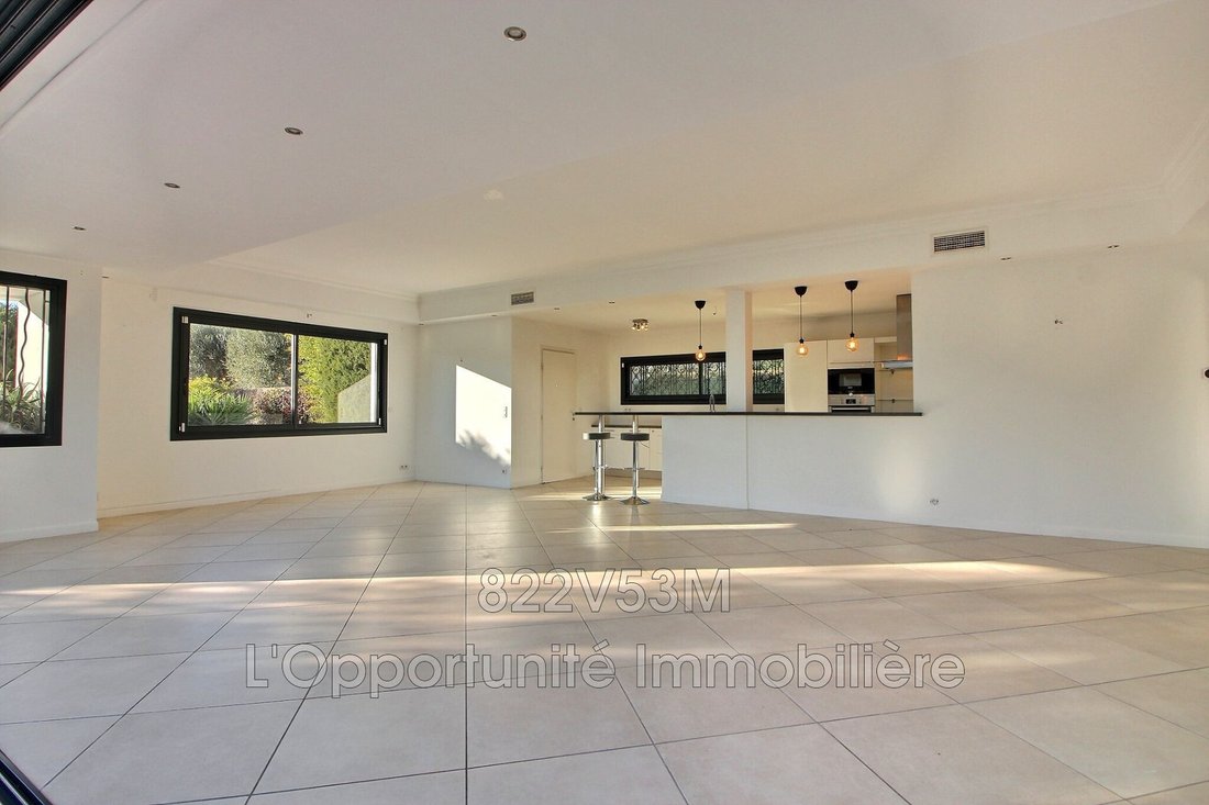 Villa in Mougins, Provence-Alpes-Côte d'Azur, France 3 - 16810710