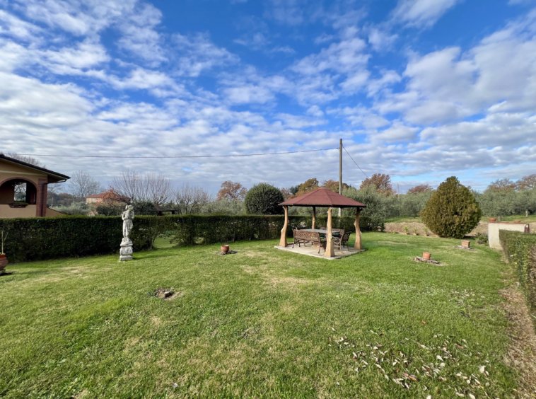 Villa in Altopascio Centro, Altopascio, Tuscany 4 - 16811406