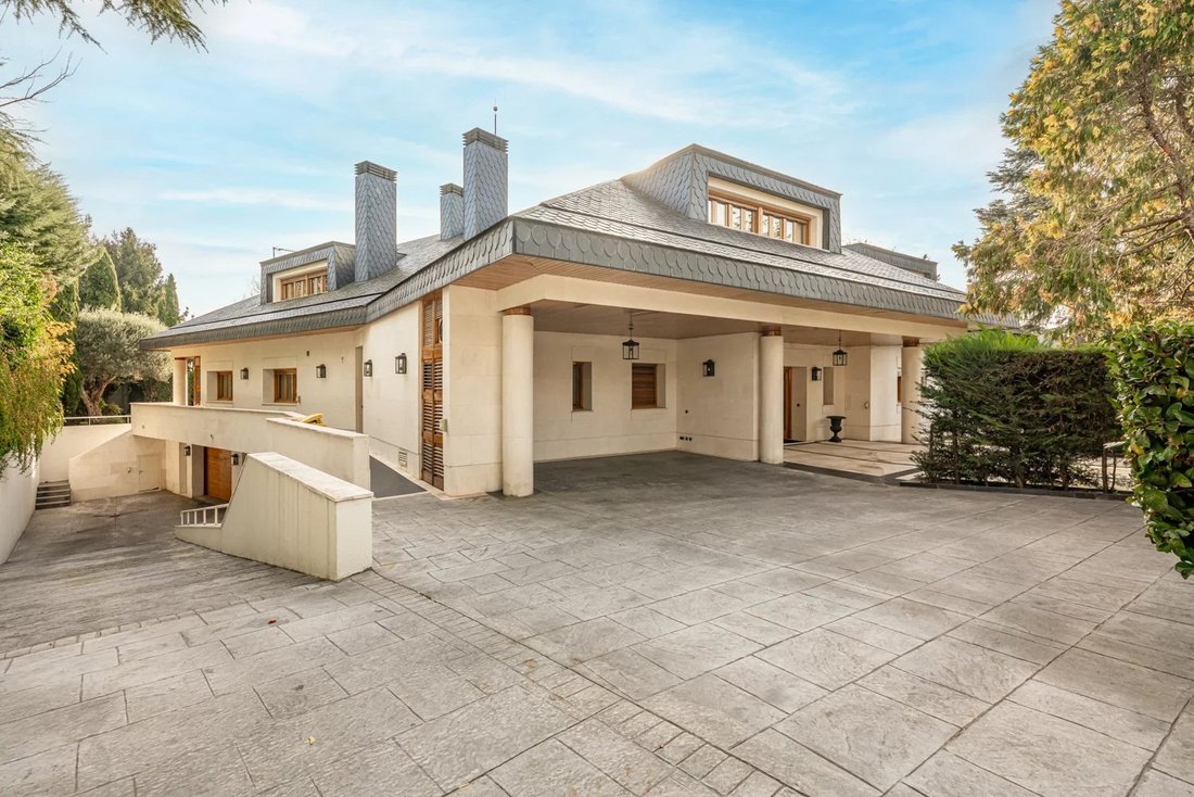Chalet in Hortaleza, Madrid, Spain 1 - 16810234