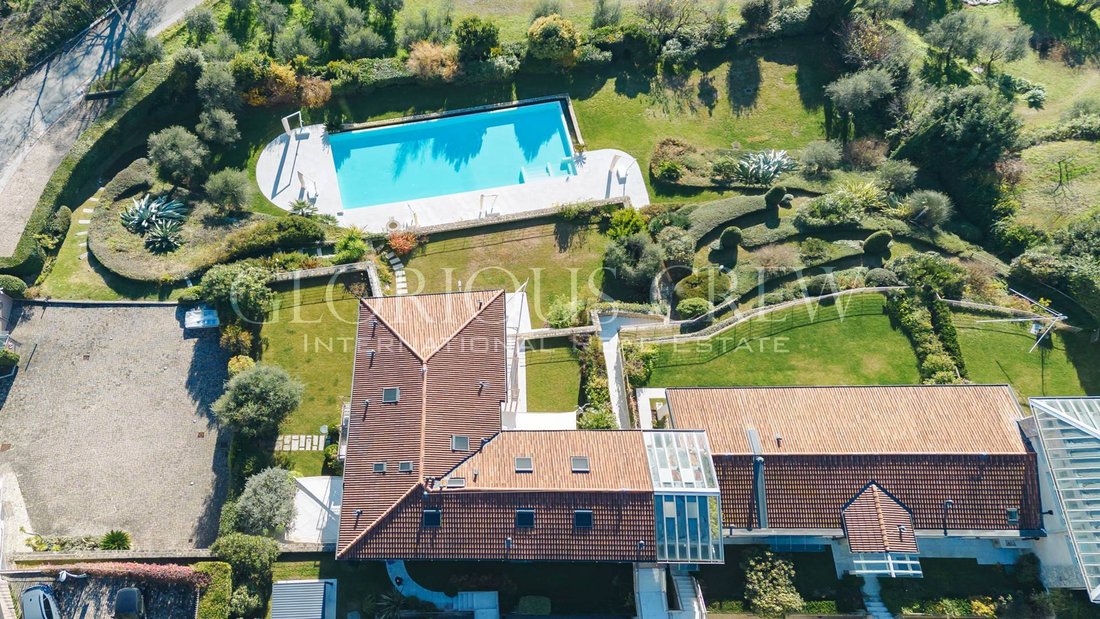 Apartment in Salo, Lombardy, Italy 2 - 16812587