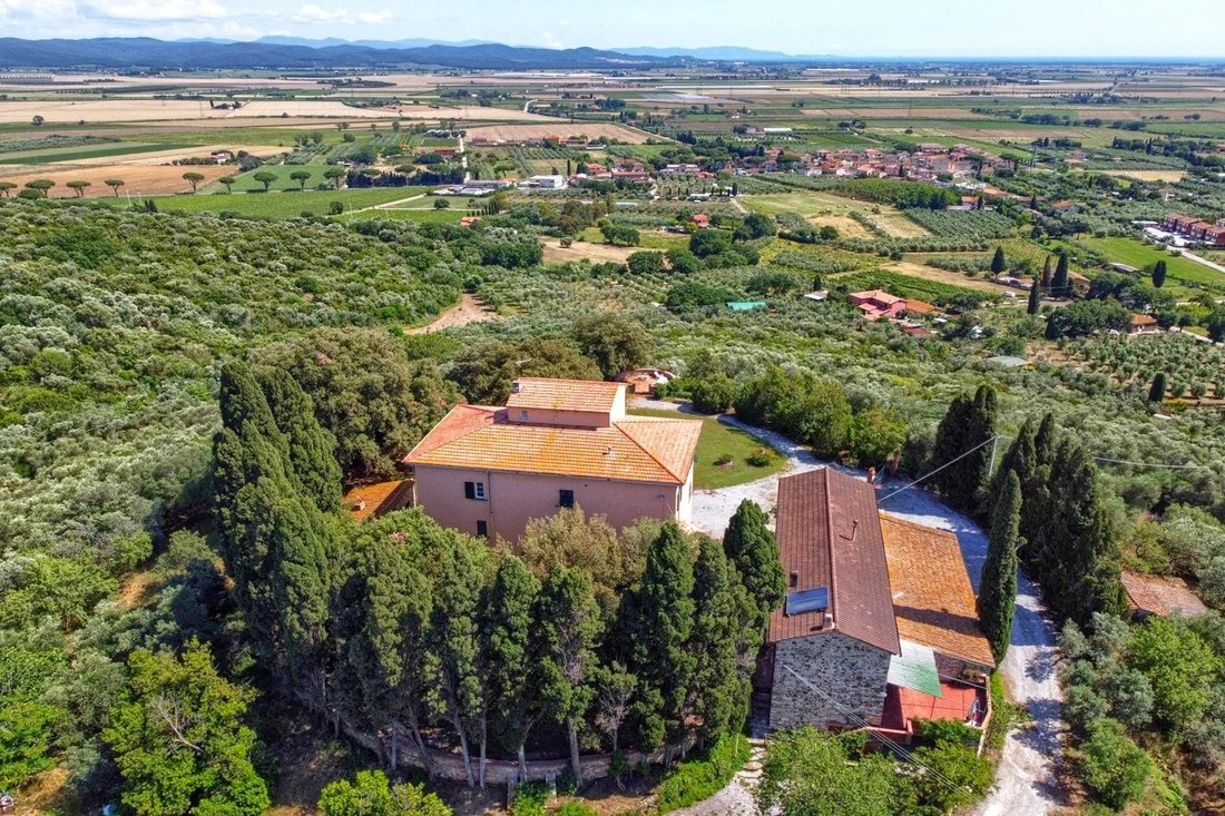 Villa in Center, Campiglia Marittima, Tuscany 1 - 16810185