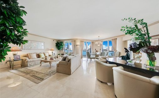 Eigentumswohnung in Golden Beach, Florida, Vereinigte Staaten 1