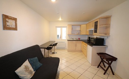 Castle for Sale in Valence, Auvergne-Rhône-Alpes, France