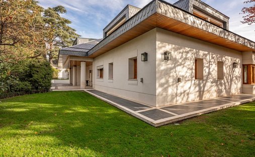 Castle for Sale in Hortaleza, Madrid, Spain