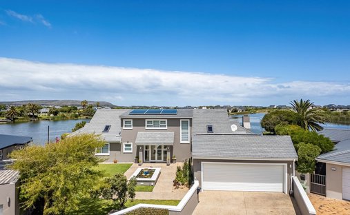 Country House in Cape Town, Western Cape, South Africa 1